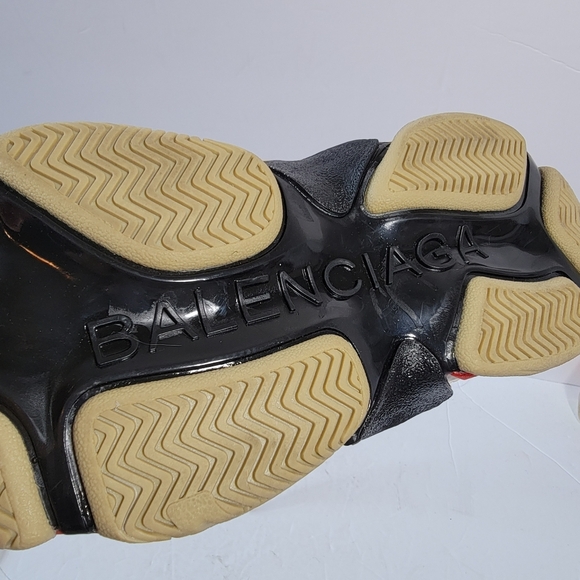 BALENCIAGA Triple S Sneaker Womens Sz 38 Black Made In Italy Designer Athleisure - Picture 11 of 13
